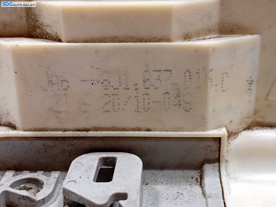 Incuietoare Broasca pentru Usa Portiera Dreapta Fata Audi A4 B8 2008 - 2015 Cod JA6-8J1-837-016-C JA68J1837016C [M6405]