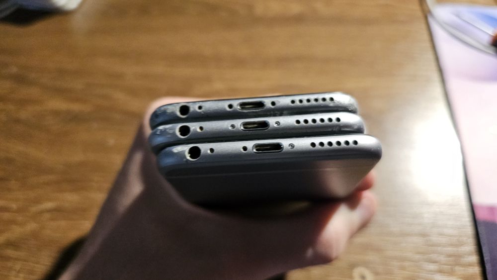 3 iPhone 6s de piese