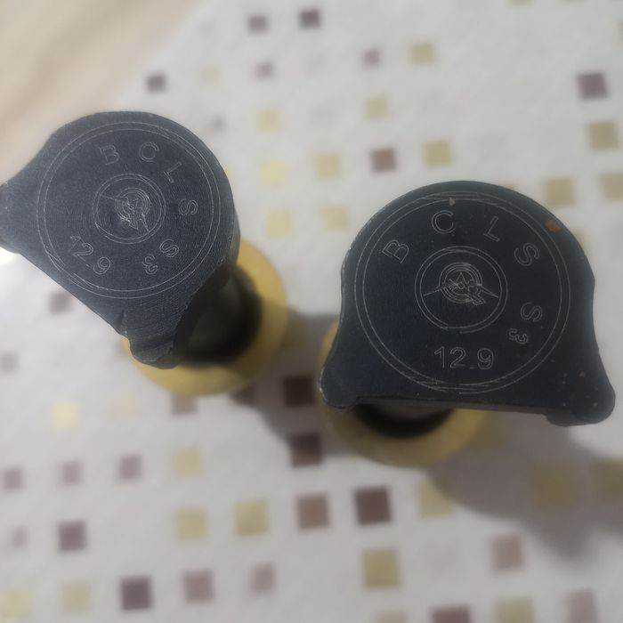 Шпильки  с гайками для колес