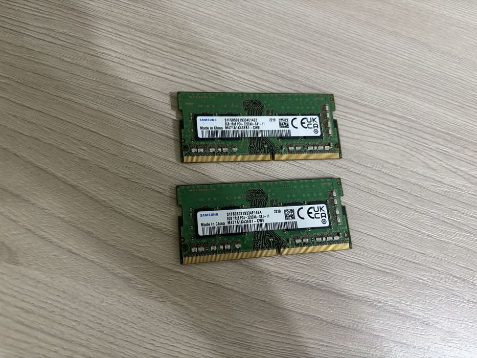 Оперативка 16 ГБ Samsung