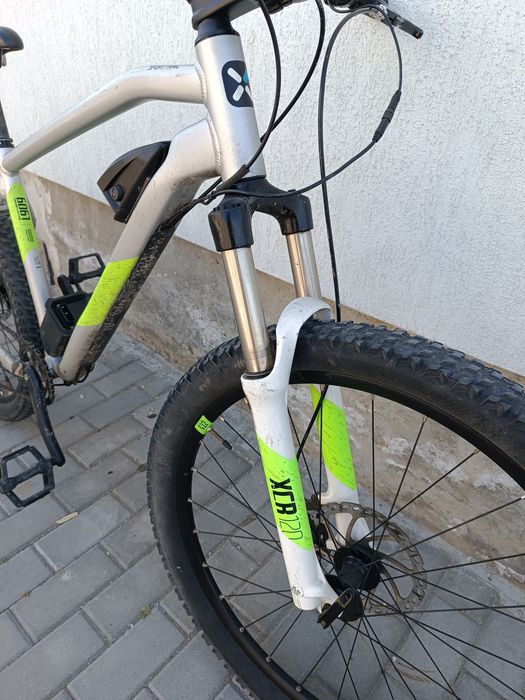 Bicicletă electrică Rockrider E-ST500 cu probleme
