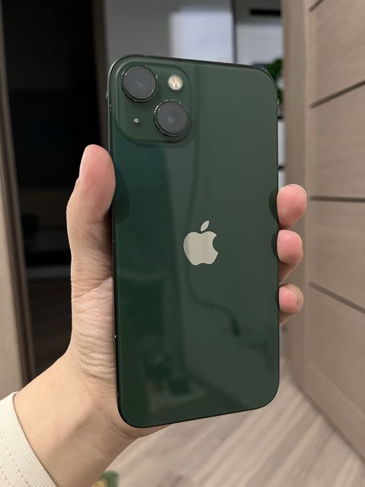 Продам айфон 13 без коробки