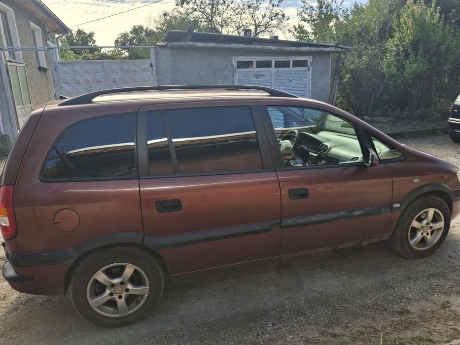 Opel Zafira 2.0 101 к.с.