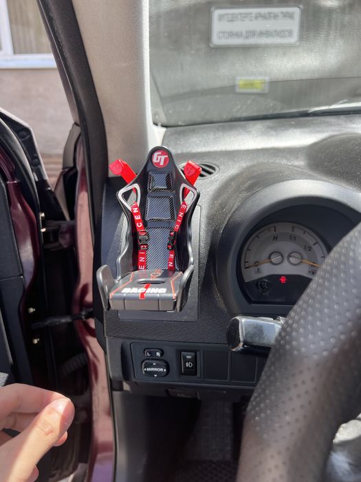 Автомобильный держатель для телефона