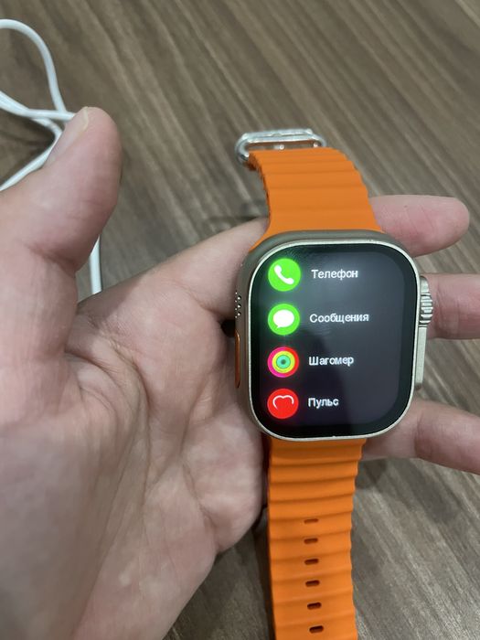 Смарт часы срочно продам