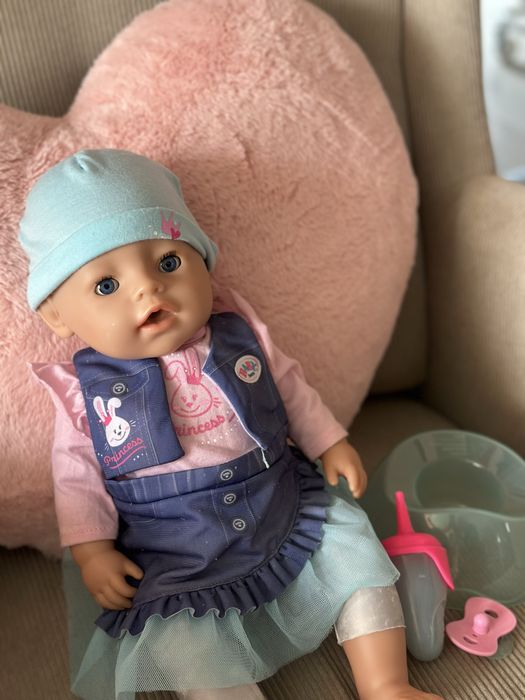 Кукла бебе baby born