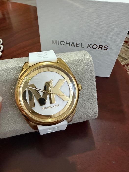 Michael Kors Original – Ceas Damă Alb/Auriu NOU cu Etichetă, în Cutie
