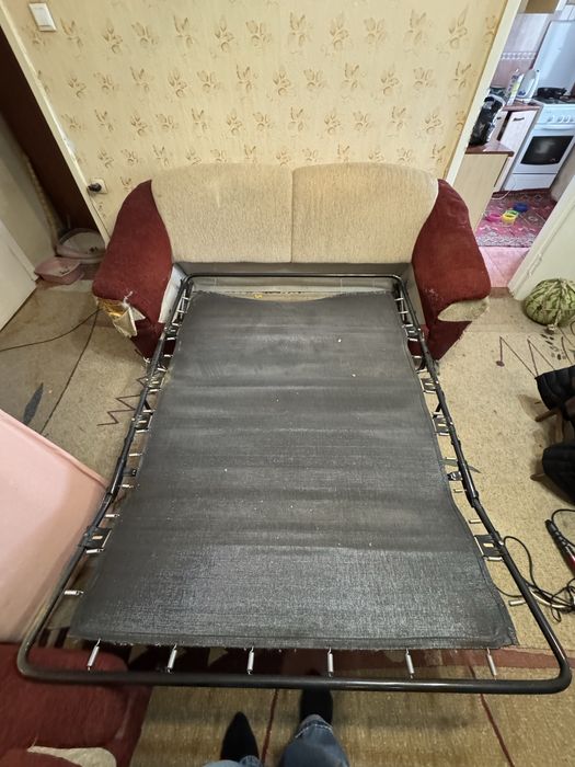 Раскладной диван + 2 кресла