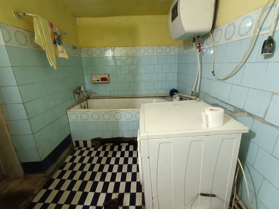 Casa 6 camere - beci / pod / garaj