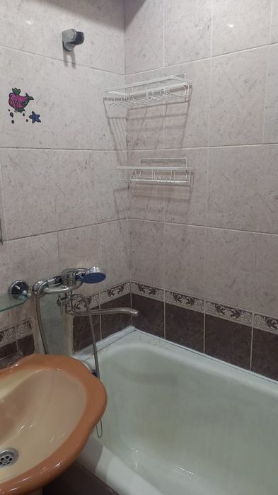 Сдам 1ком квартиру район Достык Молла