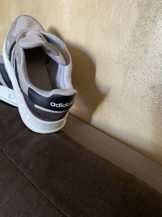 Adidasi nr 44 originali