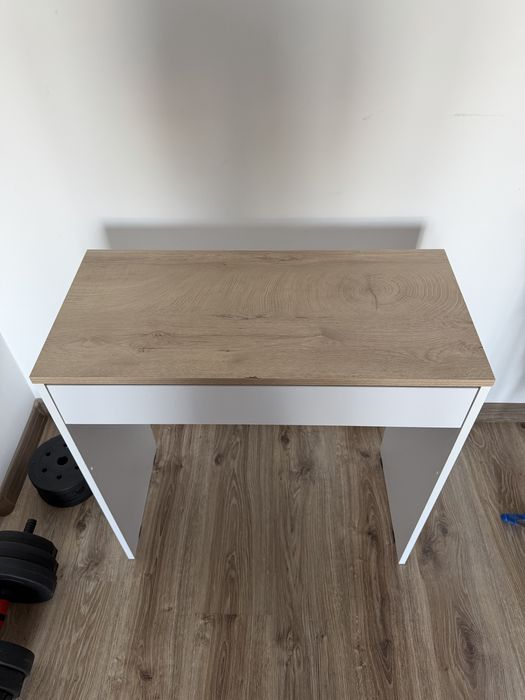 Продам тумбу небольшую