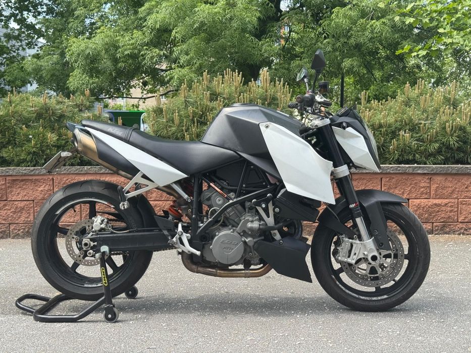 KTM 990 Superduke 2009