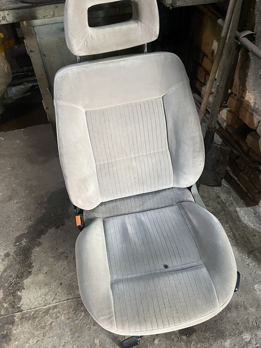 Продаю сиденье водительская