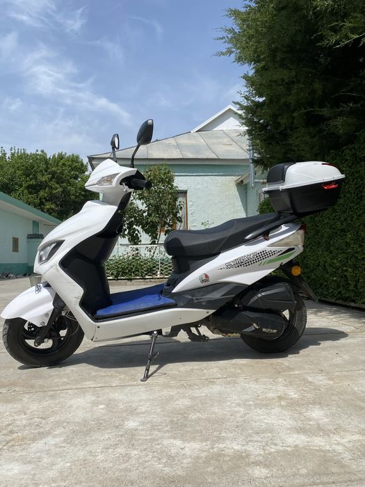 Мопед М8 состаяние новый