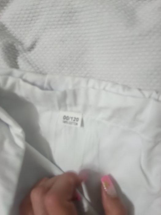 Продам 2 кимоно детские