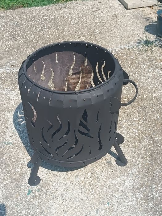 Метално арт огнище