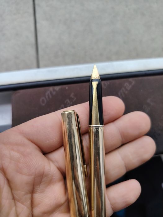 Stilou OMAS 72 cu peniță din aur