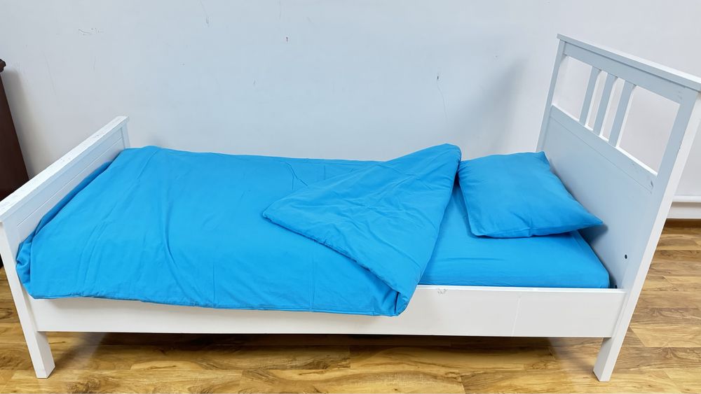 Полотенца б/у в отл сост