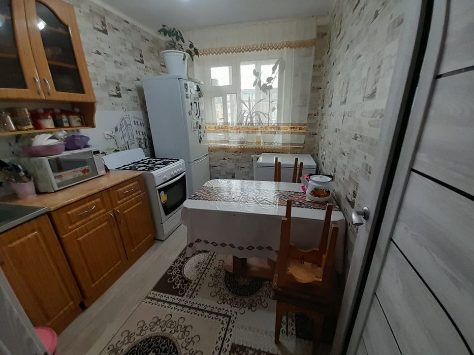 Срочно продам 3 комн.кв.в 4 мкр