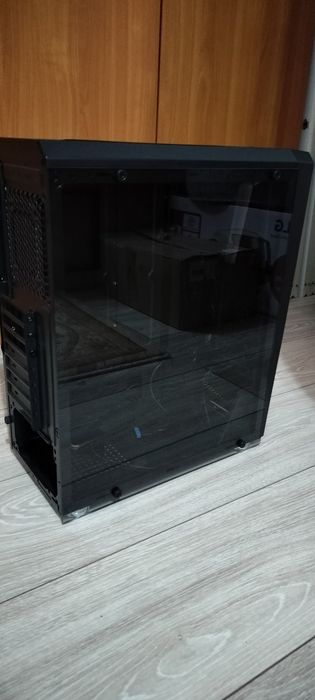 Корпус Wintek Crystal D533-B TG (стекло, кулер AeroCool)