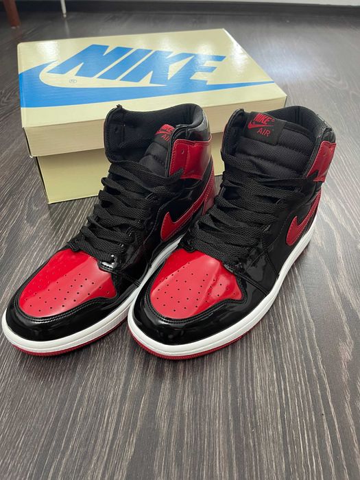 Adidasi NIKE Air JORDAN 1 Retro High OG Bred Patent