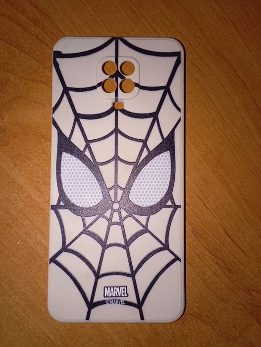 Продам чехлы на телефон