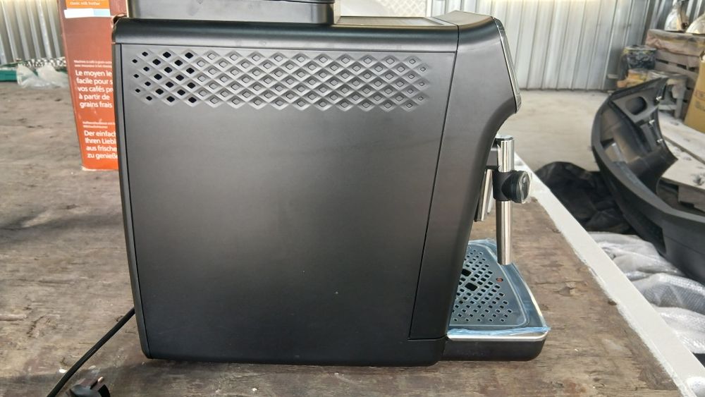 Кафе автомат Philips 3300/ 1 година гаранция