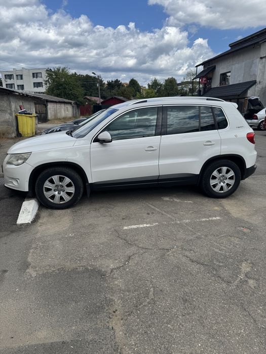 VOLKSWAGEN Tiguan 2011 — imagine 3