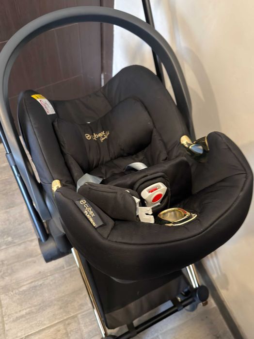 Cybex Priam Wings Jeremy Scott 3in1 Travel System-Black