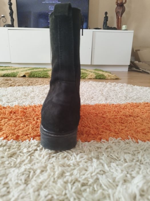 Ghete negre piele întoarsă