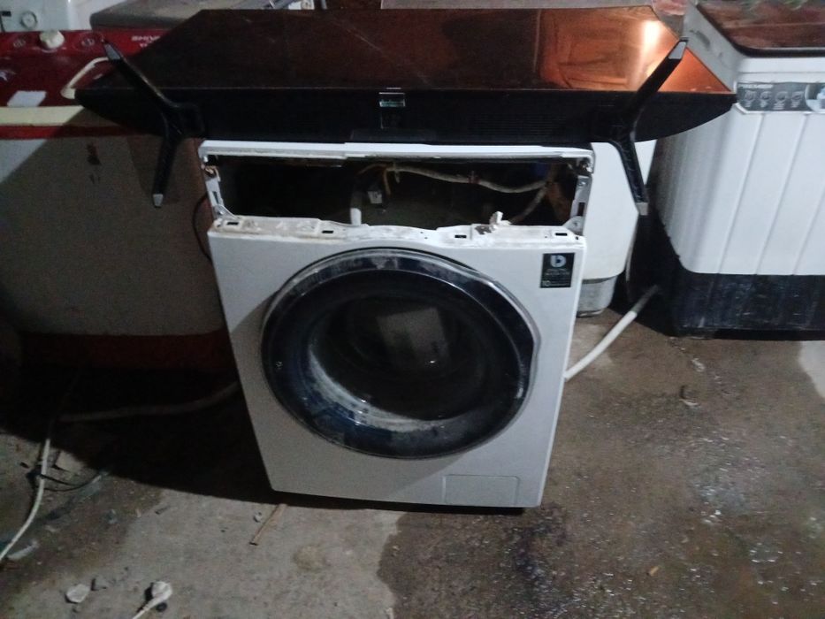 Samsung kirmoshina sotiladi