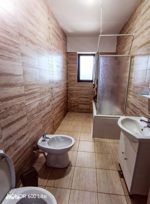 Garsoniera mare decomandata cu balcon Dem Radulescu