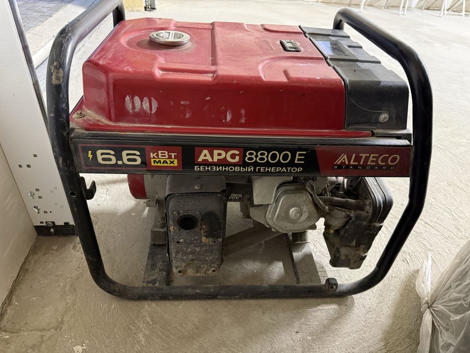 Бензиновый генератор ALTECO APG 8800 E
