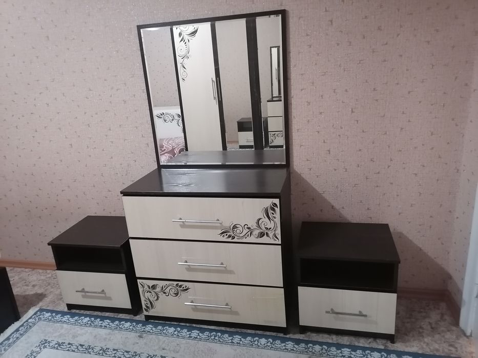 Спальний гарнитур "МИЛАНА" 5 ДВЕРЬ