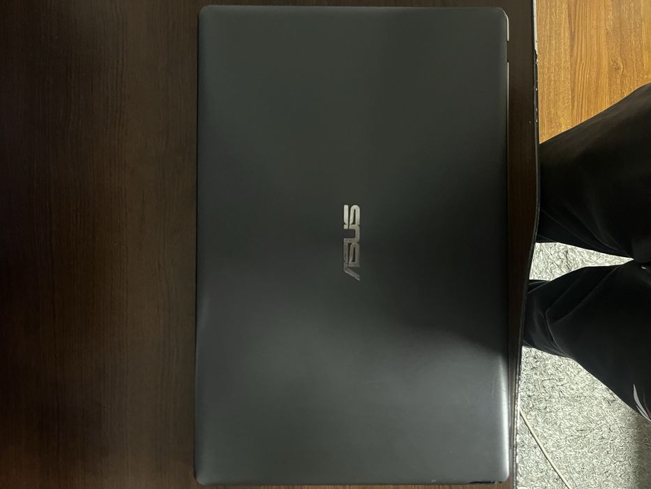 Vand Laptop Asus