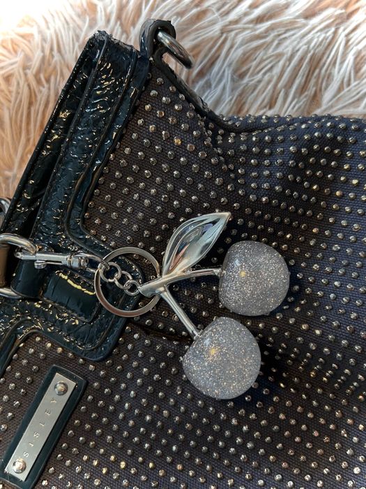 Аксесоари за чанта/ключодържатели coach черешки и други