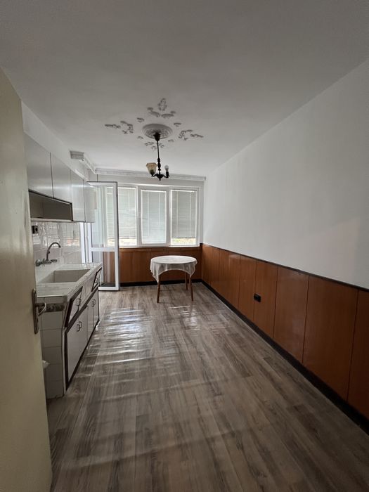 Продава се Двустаен апартамент в Ловеч, Център - 58 кв.м за 1035 €/кв.м - Снимка #1