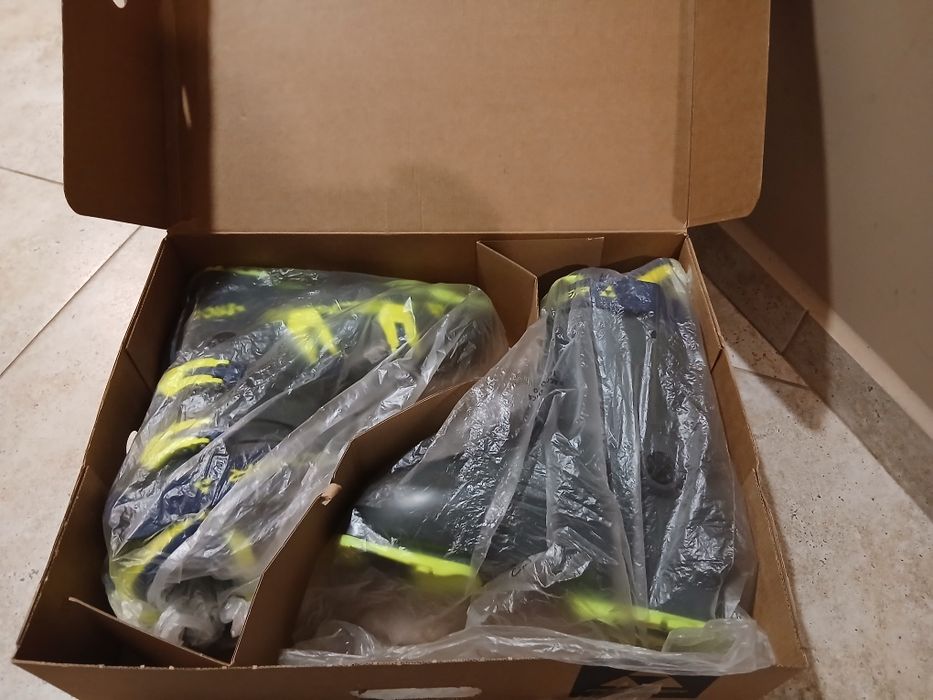 Ски обувки Fischer