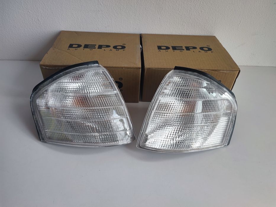 Мигачи Мерцедес Ц класа 202 mercedes w202 c нови бели мигач бял