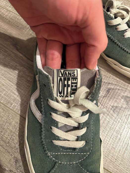 Adidasi Vans Old Skool marimea 42 purtati stare buna