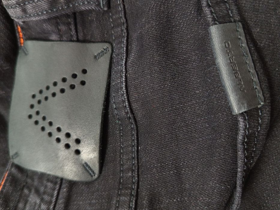 ALBERTO – Luxury T400 Jeans – Regular Slim Fit – Size W33 L30 - NEW