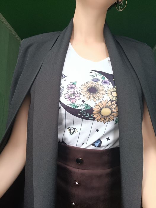 Продам недорого пиджак