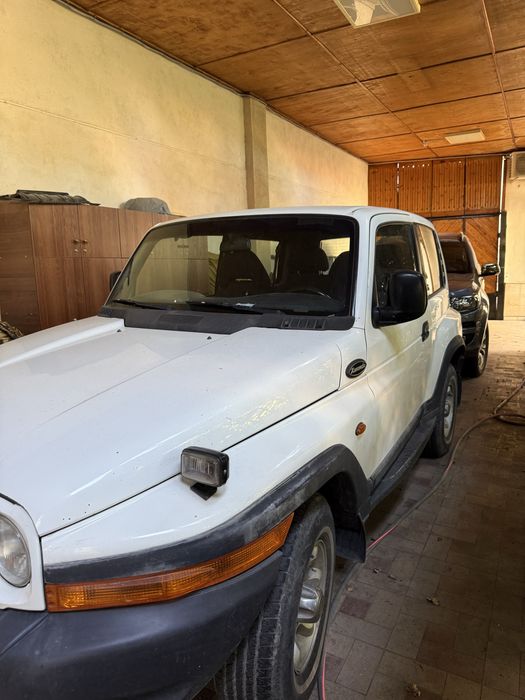 продам машину Ssang Yong Korando (KJ)