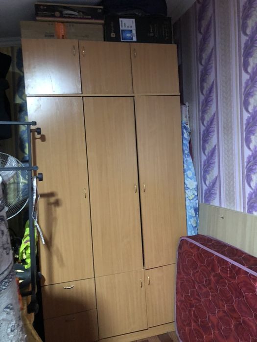 Продам шкаф