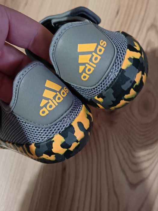 Нови! Adidas детски сандали, 29 номер