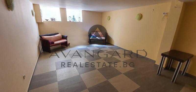 Продава се Магазин в Пловдив, Център - 93 кв.м за 1371 €/кв.м - Снимка #6