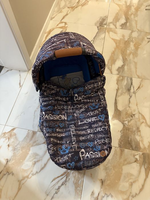 Продавам детска количка Cybex Balios S в комплект със зимен кош