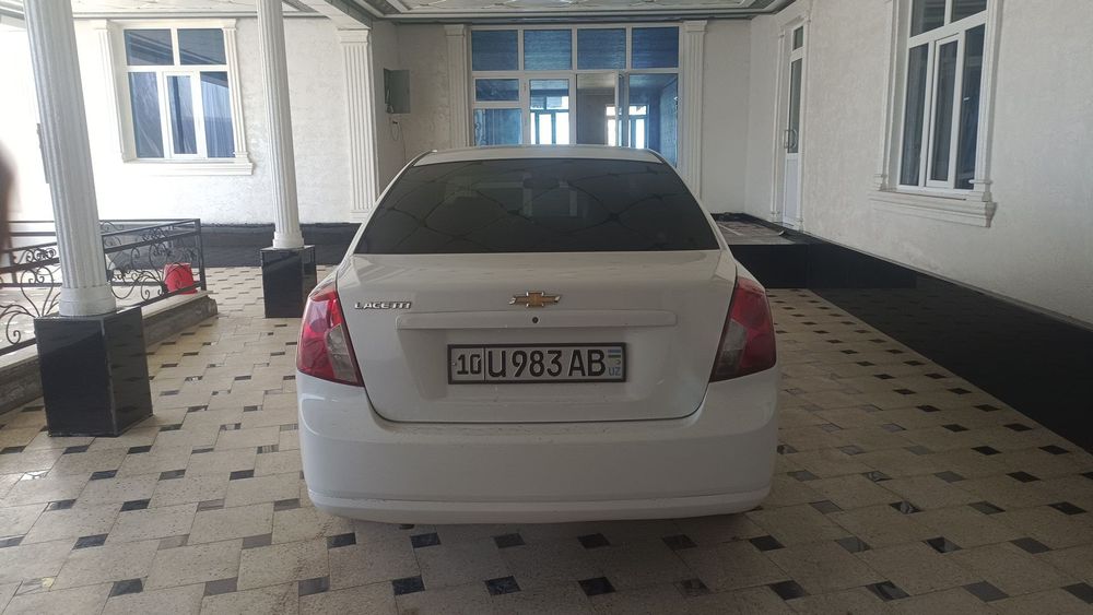 Срочно продам автомобиль жентра