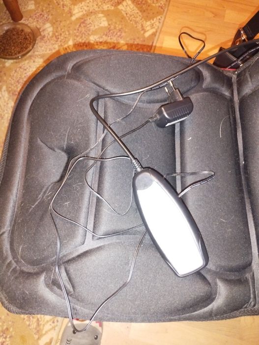 Aparat masaj tip scaun